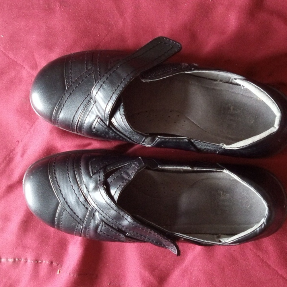 Alba Black Leather Footwear
